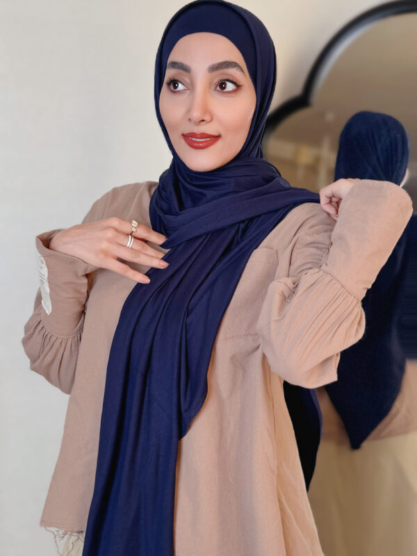 روسری کشی سرمه ای